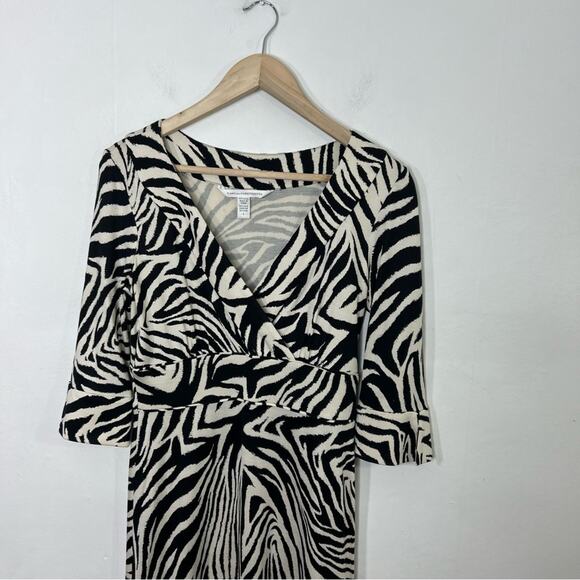 Diane Von Furstenberg Enola Silk Jersey Zebra Print Surplice Dress 8 - Picture 8 of 14